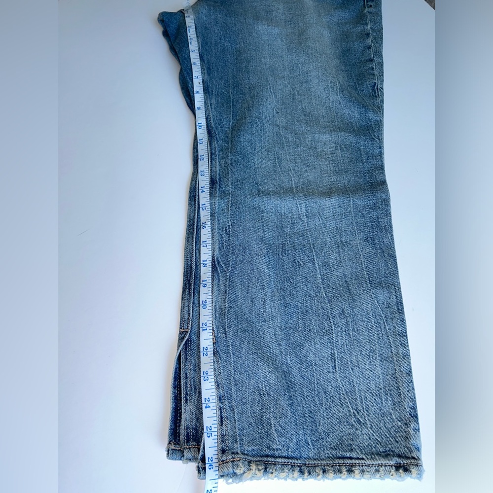 High-Rise Button-Fly Women’s Jeans - Light Blue - Picture 9 of 12